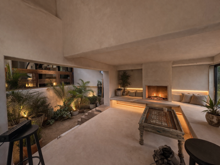 F3B8A604-B53B-4FE3-8246-8C25DEDEE4FF